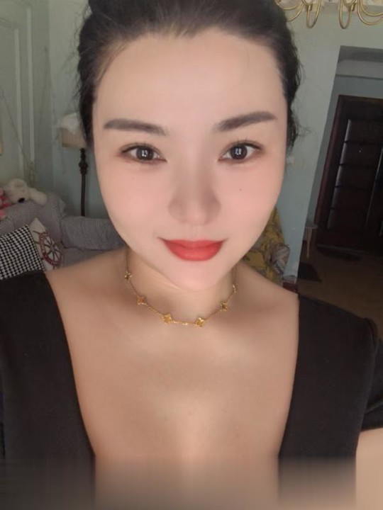 陕西-西安大话南门风骚月儿-1.jpg